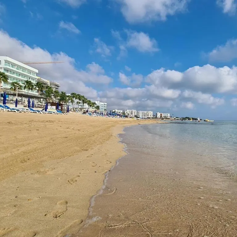 ****  Tsokkos Protaras Beach Hotel קפריסין